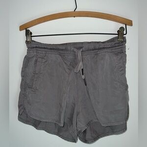 Lululemon everyday shorts